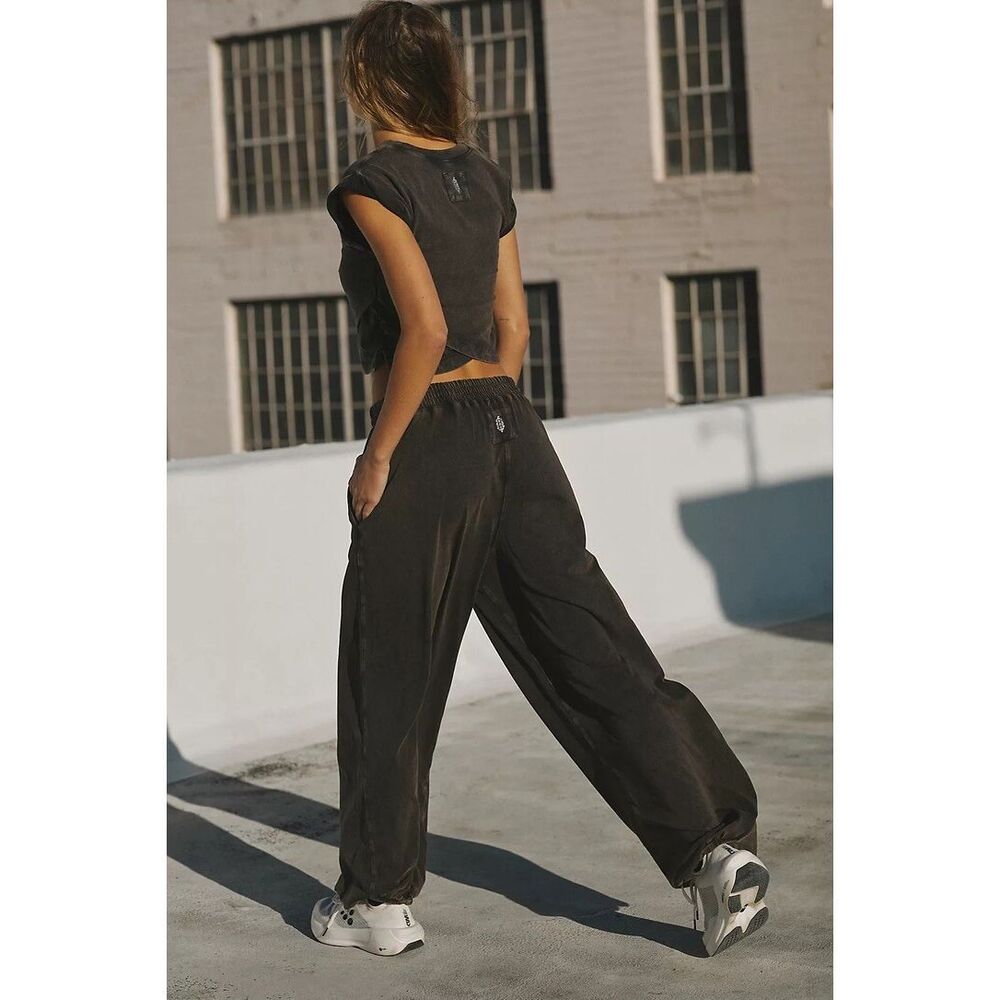 Free People Movement Hot Shot Crossover Set Black XS NWT - Picture 2 of 4